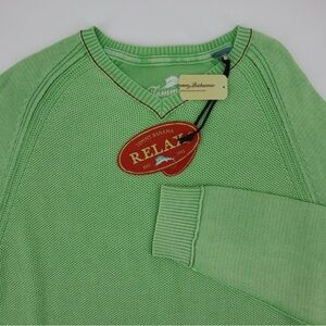 Tommy Bahama Men’s V-Neck Sweater Sz M